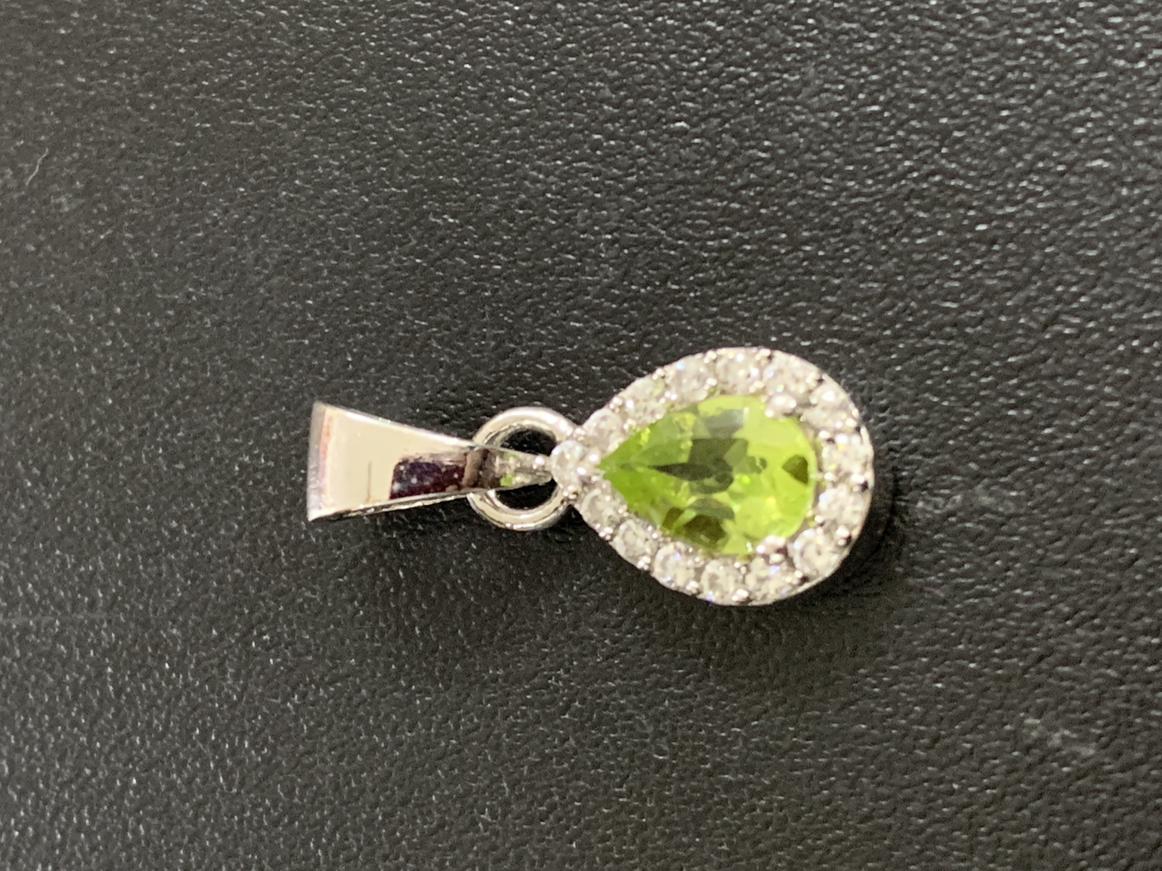 Peridot Silver Pendant